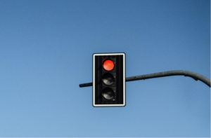 traffic light with only red light glowing